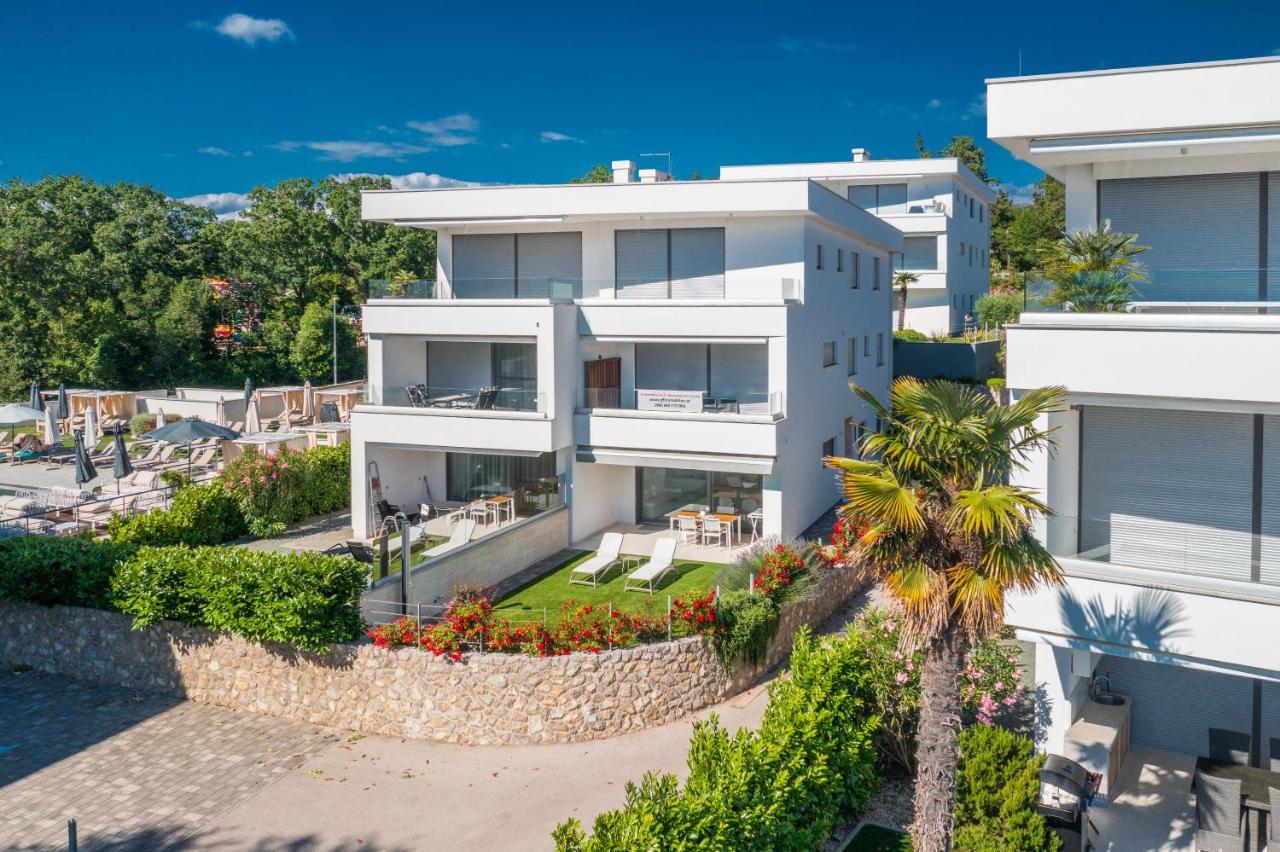 Apartments Vengust Malinska Eksteriør bilde